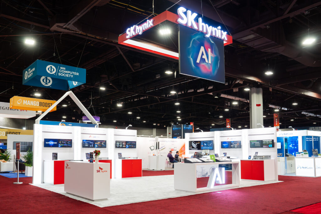 SK hynix’s booth at SC24