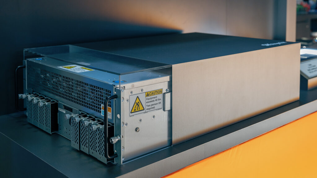 A server system for demonstrating CMM-DDR5’s high performance