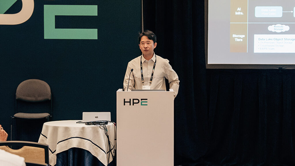 SK hynix’s Alex Kim (first photo), SK hynix America’s Annie Yuan (second photo), and HPE’s Erik Grigson (third photo), delivering a breakout session on handling AI workloads