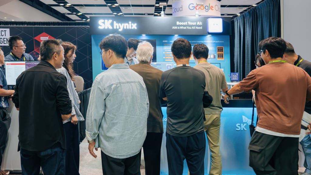 SK hynix’s booth at the AI Infra Summit 2025