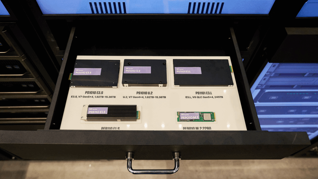 Various eSSD products from SK hynix