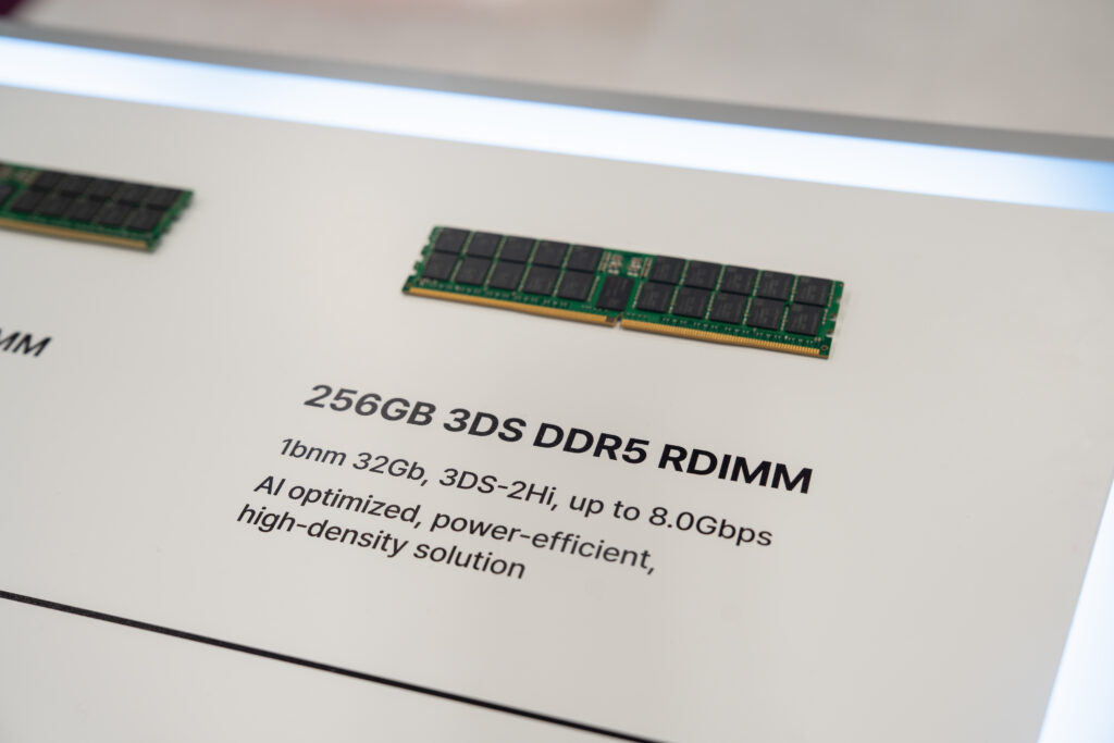 A range of advanced DDR5-based server DRAM modules