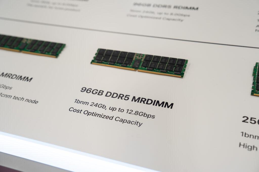 A range of advanced DDR5-based server DRAM modules