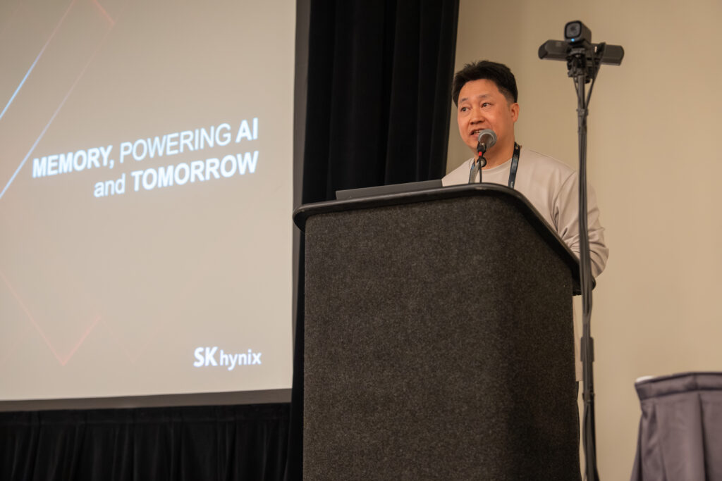 Technical Leader Soonyeal Yang of Solution SW delivering a presentation